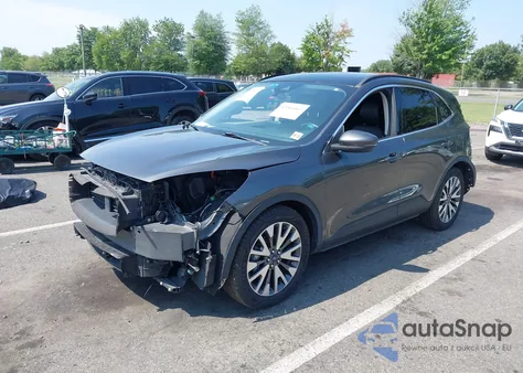 2020 Ford Escape Titanium Hybrid z USA, uszkodzony, nr VIN 1FMCU0DZ4LUA69373